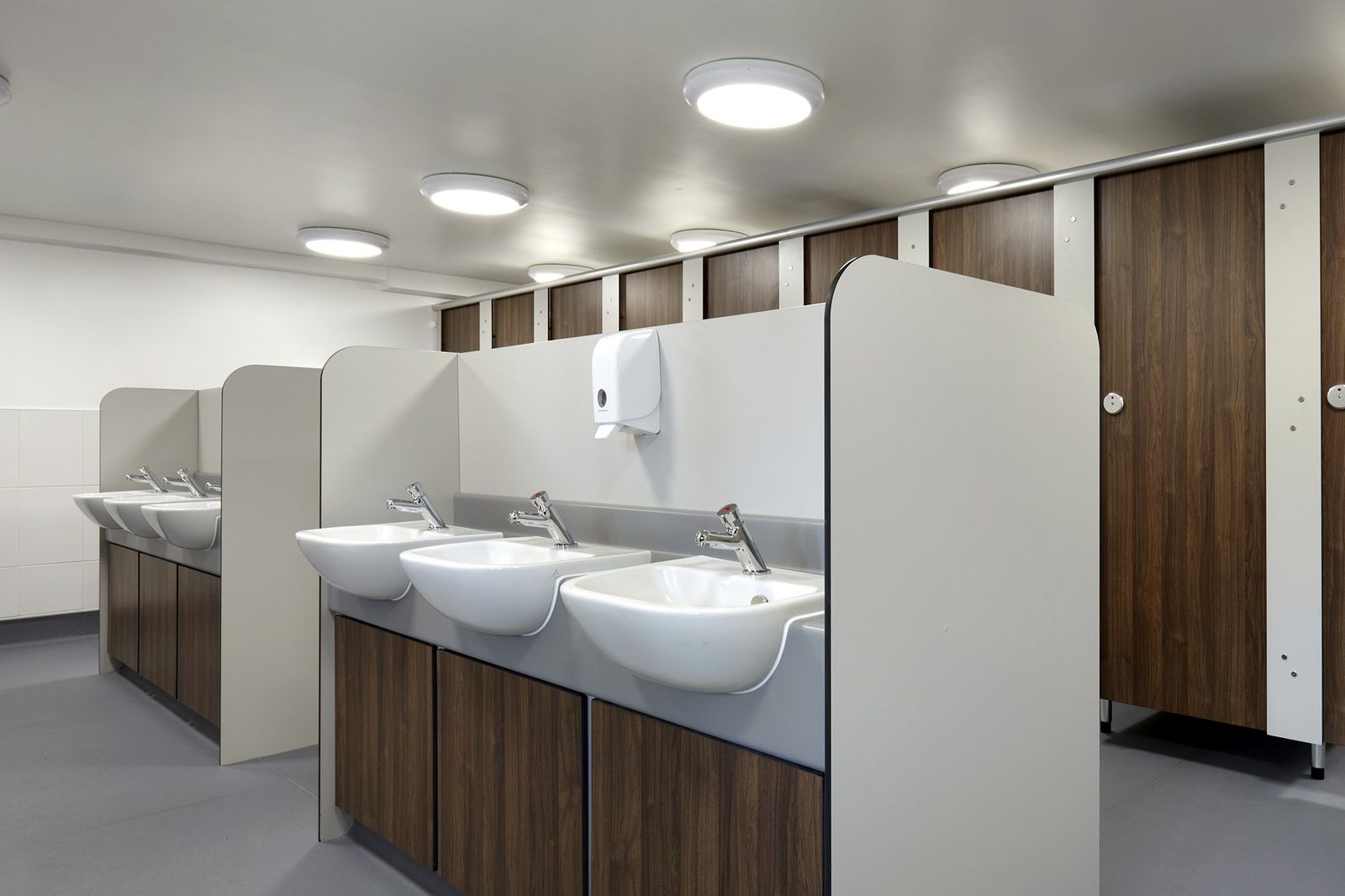 Refurbished commercial washroom